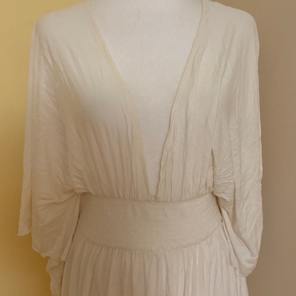 T-Bags Cream Maxi Dress Drape Sleeve Open-Back Large NWT - Picture 2 of 13